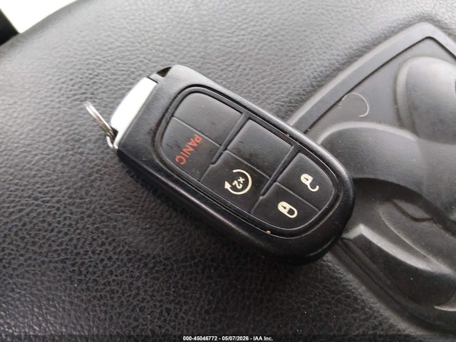 45046772 :رقم المزاد ، 1C6RR7NTXHS816598 vin ، 2017 Ram 1500 Laramie  4x4 5'7 Box مزاد بيع