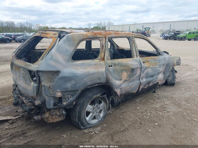 Продаж на аукціоні авто 2012 Jeep Grand Cherokee Laredo, vin: 1C4RJFAG5CC225357, номер лоту: 45046792