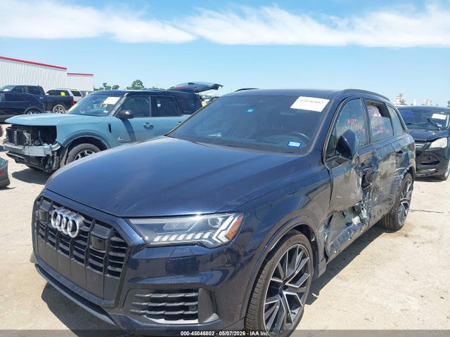 Продаж на аукціоні авто 2022 Audi Q7 Prestige 55 Tfsi Quattro Tiptronic, vin: WA1VXBF7XND008005, номер лоту: 45046802