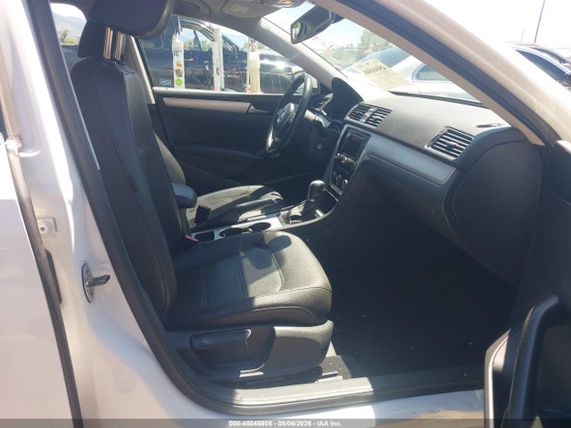 2013 Volkswagen Passat 2.0l Tdi Se მანქანა იყიდება აუქციონზე, vin: 1VWBN7A37DC123727, აუქციონის ნომერი: 45046808