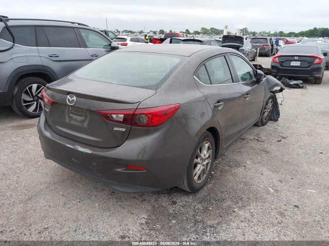 45046823 :رقم المزاد ، 3MZBM1V74FM136269 vin ، 2015 Mazda Mazda3 I Touring مزاد بيع
