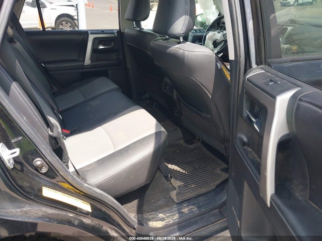 45046839 :رقم المزاد ، JTEBU5JR3G5371380 vin ، 2016 Toyota 4runner Sr5 Premium مزاد بيع