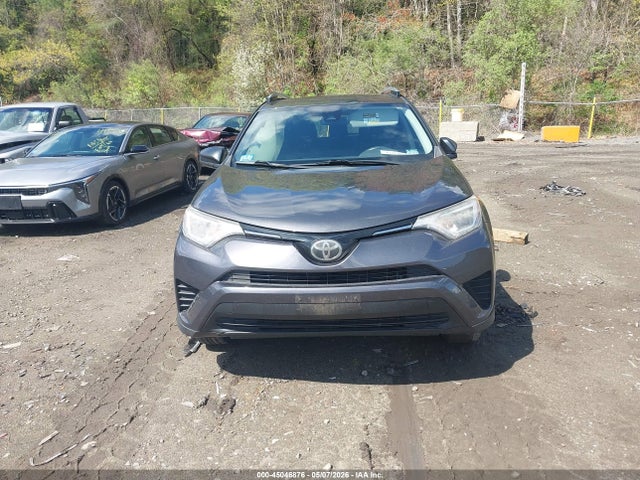 Продажа на аукционе авто 2017 Toyota Rav4 Le, vin: JTMBFREV6HJ128166, номер лота: 45046876