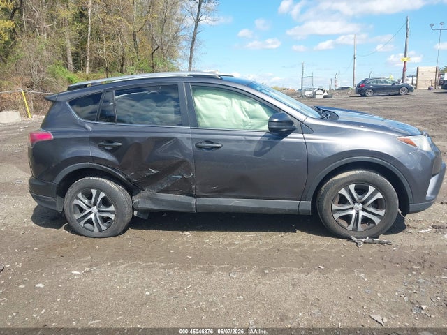 Продажа на аукционе авто 2017 Toyota Rav4 Le, vin: JTMBFREV6HJ128166, номер лота: 45046876