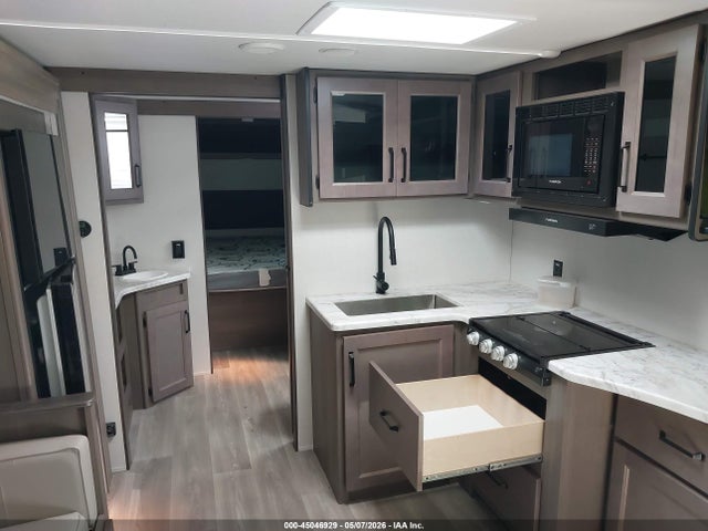 2024 Grand Design Recreational Transcend მანქანა იყიდება აუქციონზე, vin: 573TT3327R8829335, აუქციონის ნომერი: 45046929