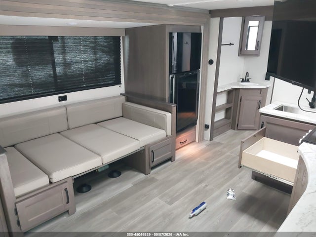 2024 Grand Design Recreational Transcend მანქანა იყიდება აუქციონზე, vin: 573TT3327R8829335, აუქციონის ნომერი: 45046929