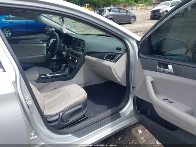 2015 Hyundai Sonata Se მანქანა იყიდება აუქციონზე, vin: 5NPE24AF9FH056833, აუქციონის ნომერი: 45046931