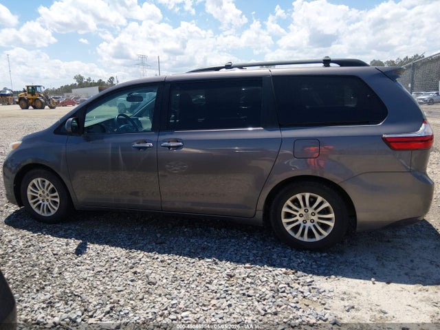 Toyota Sienna Xle 8 Passenger 2015 5TDYK3DC4FS672989 Image 14