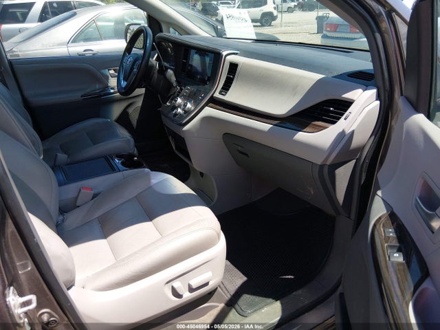 Toyota Sienna Xle 8 Passenger 2015 5TDYK3DC4FS672989 Image 5