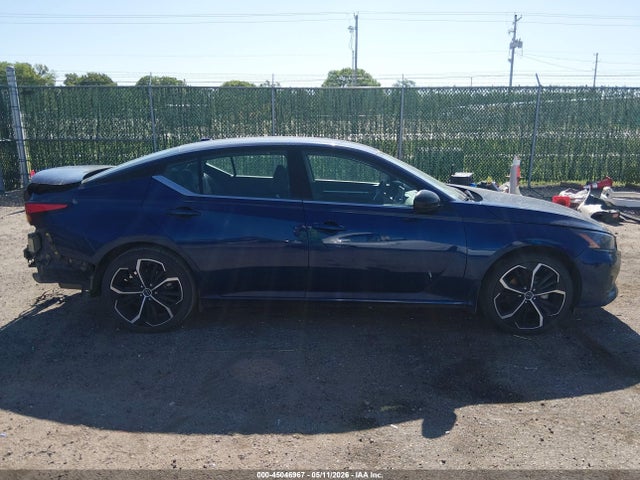1N4BL4CV7RN302275 Nissan Altima Sr Fwd
