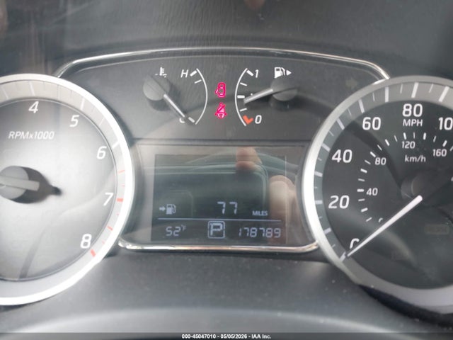 2013 Nissan Sentra Sl მანქანა იყიდება აუქციონზე, vin: 3N1AB7AP9DL629528, აუქციონის ნომერი: 45047010