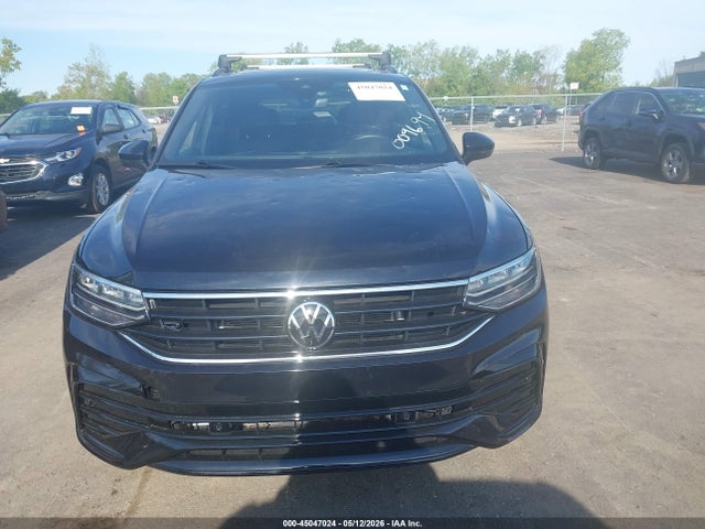 Продаж на аукціоні авто 2024 Volkswagen Tiguan 2.0t Se R-line Black, vin: 3VV8B7AX6RM009699, номер лоту: 45047024