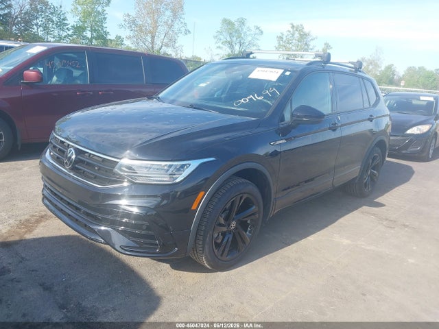 Продаж на аукціоні авто 2024 Volkswagen Tiguan 2.0t Se R-line Black, vin: 3VV8B7AX6RM009699, номер лоту: 45047024