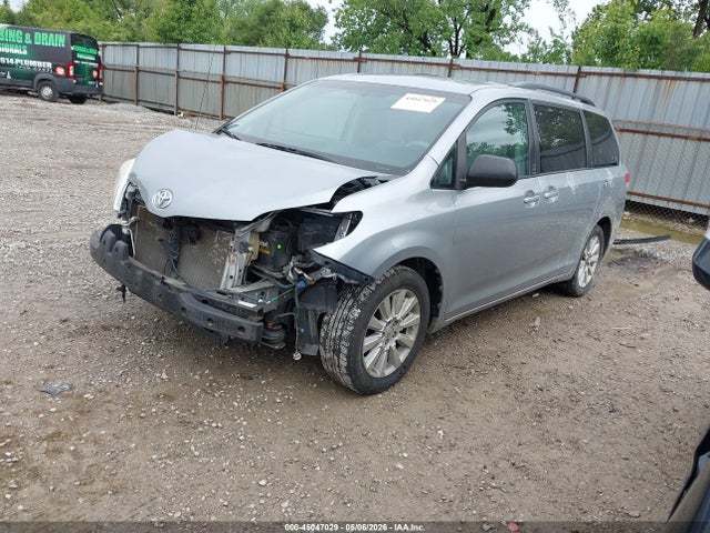 Aukcja sprzedaży 2013 Toyota Sienna Le 7 Passenger, vin: 5TDJK3DC5DS062601, numer aukcji: 45047029