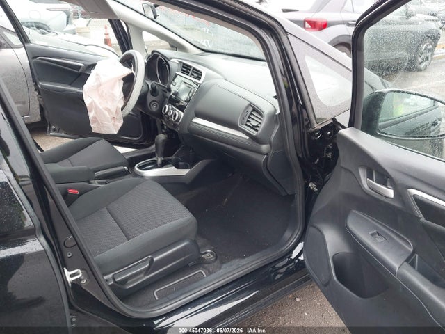 45047036 :رقم المزاد ، 3HGGK5H49LM700941 vin ، 2020 Honda Fit Lx مزاد بيع