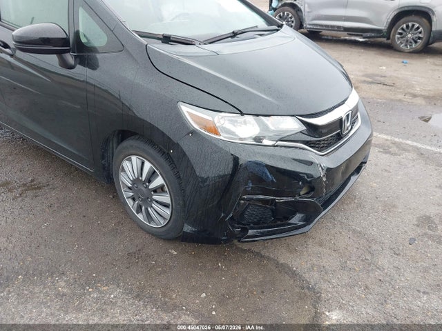 45047036 :رقم المزاد ، 3HGGK5H49LM700941 vin ، 2020 Honda Fit Lx مزاد بيع