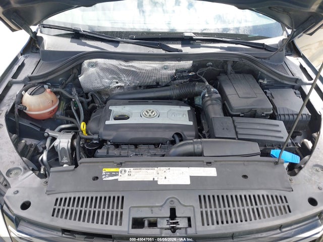 WVGAV7AX3FW595583 Volkswagen TIGUAN SE