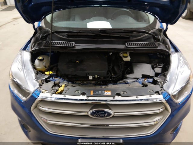 1FMCU9GD1JUD31173 Ford ESCAPE SE