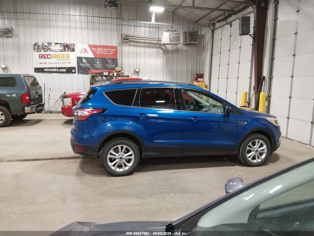 1FMCU9GD1JUD31173 Ford ESCAPE SE