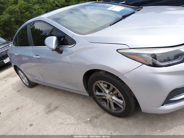 Aukcja sprzedaży 2017 Chevrolet Cruze Lt Auto, vin: 1G1BE5SM8H7135794, numer aukcji: 45047063