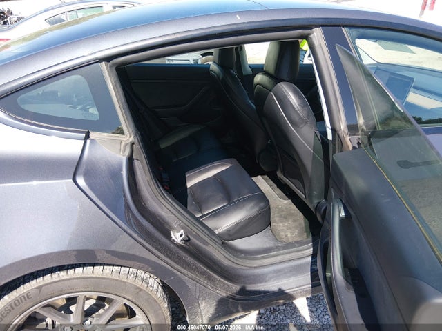 2021 Tesla Model 3 Standard Range Plus Rear-wheel Drive მანქანა იყიდება აუქციონზე, vin: 5YJ3E1EA8MF866882, აუქციონის ნომერი: 45047070