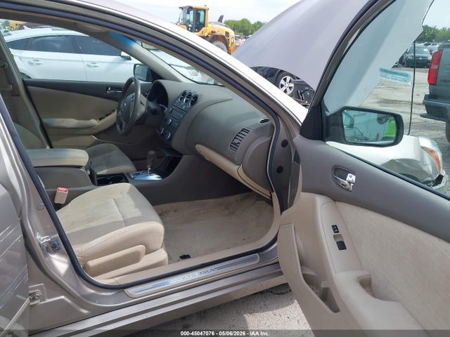 45047076 :رقم المزاد ، 1N4AL2AP8BC106917 vin ، 2011 Nissan Altima 2.5 S مزاد بيع