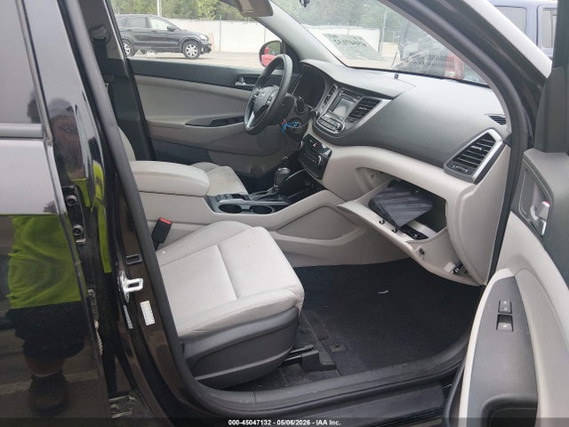 Продаж на аукціоні авто 2018 Hyundai Tucson Se, vin: KM8J23A41JU634103, номер лоту: 45047132