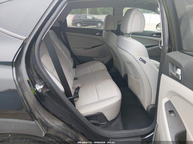 Продаж на аукціоні авто 2018 Hyundai Tucson Se, vin: KM8J23A41JU634103, номер лоту: 45047132