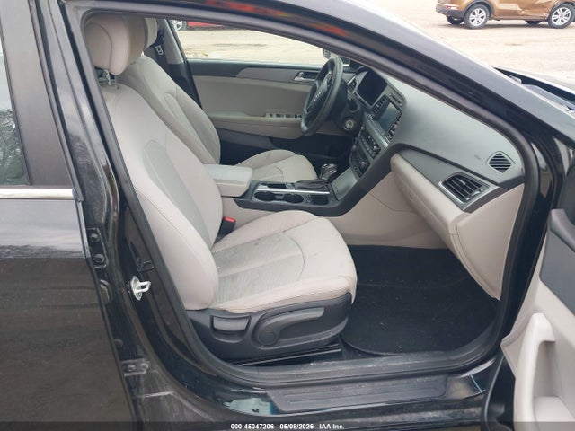 2017 Hyundai Sonata Se მანქანა იყიდება აუქციონზე, vin: 5NPE24AF7HH463195, აუქციონის ნომერი: 45047206