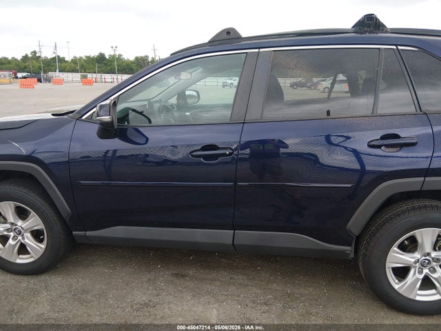 2020 Toyota Rav4 Xle მანქანა იყიდება აუქციონზე, vin: 2T3W1RFV9LW079523, აუქციონის ნომერი: 45047214