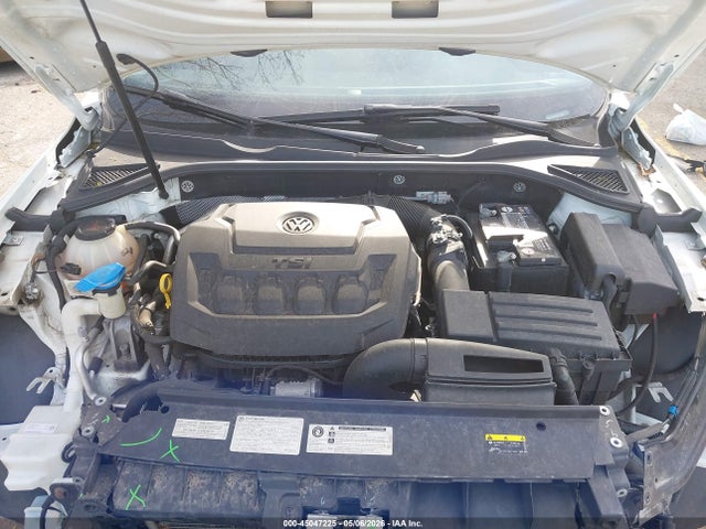 1VWAA7A31JC048624 Volkswagen Passat 2.0t R-line/2.0t S