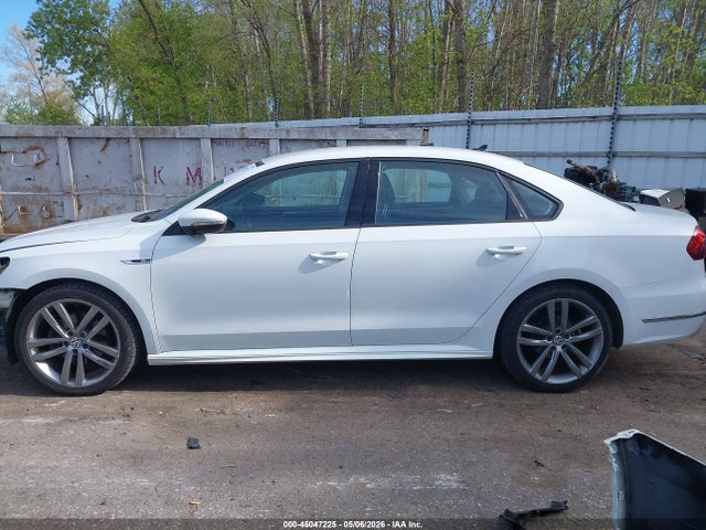 1VWAA7A31JC048624 Volkswagen Passat 2.0t R-line/2.0t S