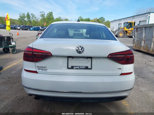 1VWAA7A31JC048624 Volkswagen Passat 2.0t R-line/2.0t S