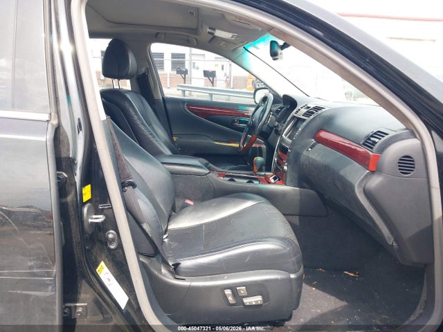 45047321 :رقم المزاد ، JTHBL46F385065179 vin ، 2008 Lexus Ls 460 مزاد بيع