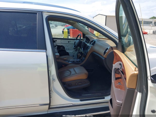 45047340 :رقم المزاد ، 5GAKRBKD9FJ152745 vin ، 2015 Buick Enclave Leather مزاد بيع