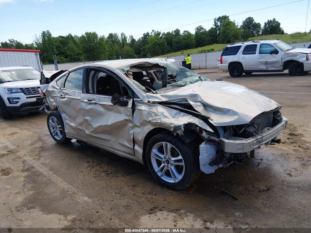 45047348 :رقم المزاد ، 3FA6P0HD3JR275981 vin ، 2018 Ford Fusion Se مزاد بيع