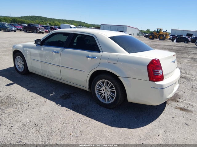 Aukcja sprzedaży 2010 Chrysler 300 Touring, vin: 2C3CA4CD4AH198924, numer aukcji: 45047389
