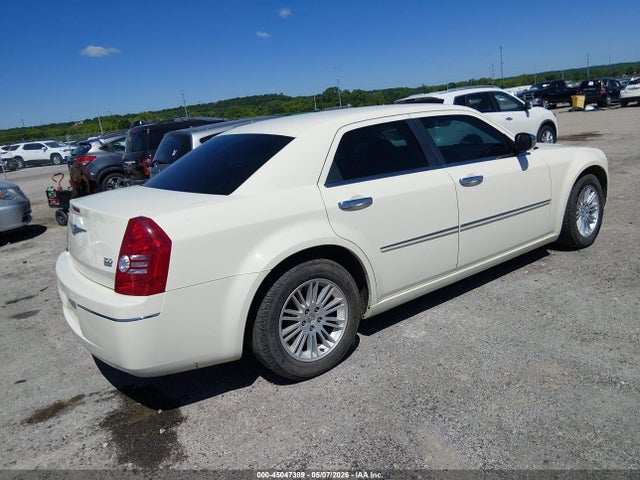 Aukcja sprzedaży 2010 Chrysler 300 Touring, vin: 2C3CA4CD4AH198924, numer aukcji: 45047389