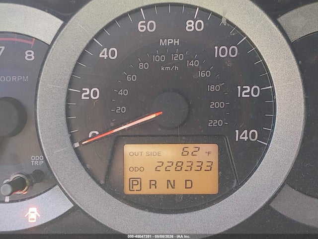 2006 Toyota Rav4 მანქანა იყიდება აუქციონზე, vin: JTMBD33V366017886, აუქციონის ნომერი: 45047391
