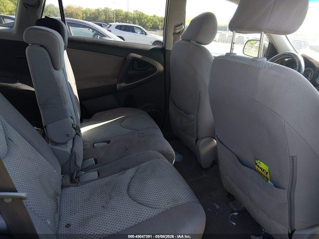 2006 Toyota Rav4 მანქანა იყიდება აუქციონზე, vin: JTMBD33V366017886, აუქციონის ნომერი: 45047391