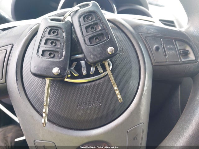Продаж на аукціоні авто 2011 Kia Soul +, vin: KNDJT2A27B7335855, номер лоту: 45047408