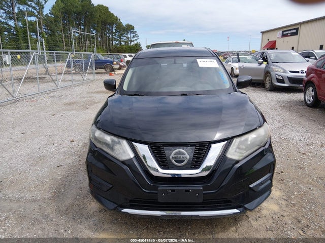 2017 Nissan Rogue S მანქანა იყიდება აუქციონზე, vin: JN8AT2MT3HW407951, აუქციონის ნომერი: 45047485