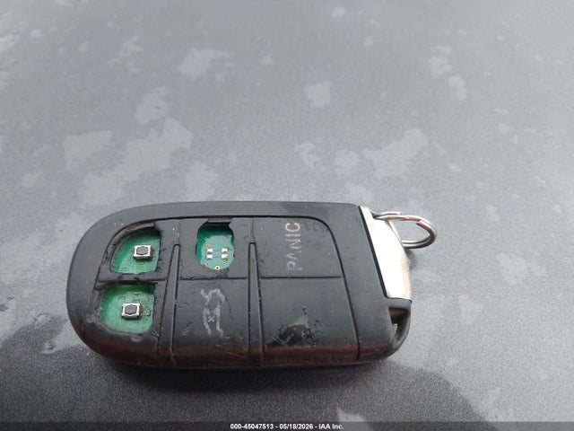 Продаж на аукціоні авто 2015 Chrysler 200 Limited, vin: 1C3CCCABXFN556063, номер лоту: 45047513