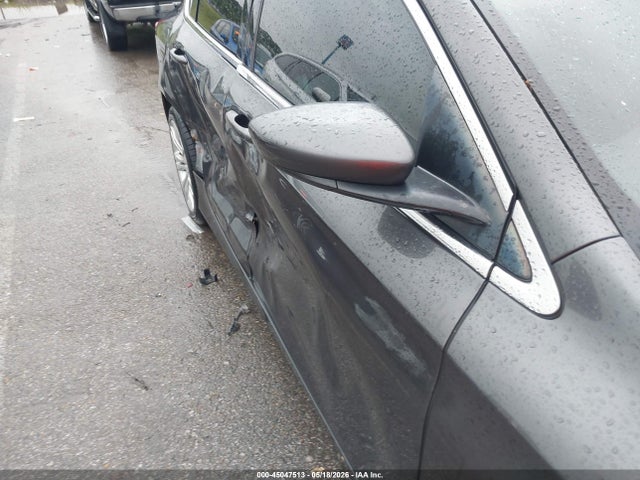 Продаж на аукціоні авто 2015 Chrysler 200 Limited, vin: 1C3CCCABXFN556063, номер лоту: 45047513