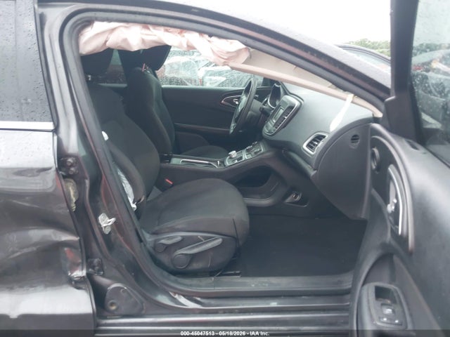 Продаж на аукціоні авто 2015 Chrysler 200 Limited, vin: 1C3CCCABXFN556063, номер лоту: 45047513