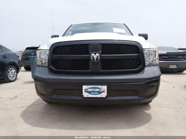 45047601 :رقم المزاد ، 1C6RR6FGXMS527002 vin ، 2021 Ram 1500 Classic Tradesman  4x2 6'4 Box مزاد بيع