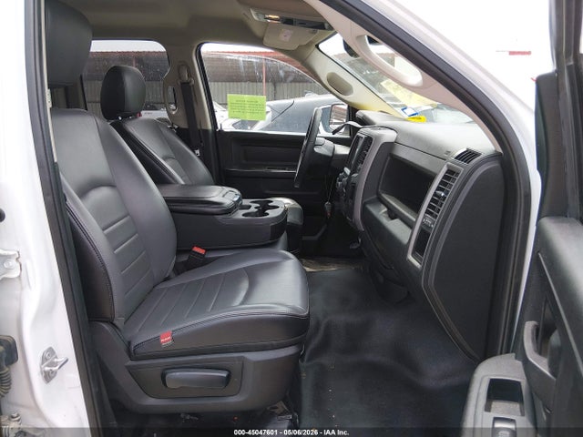 45047601 :رقم المزاد ، 1C6RR6FGXMS527002 vin ، 2021 Ram 1500 Classic Tradesman  4x2 6'4 Box مزاد بيع
