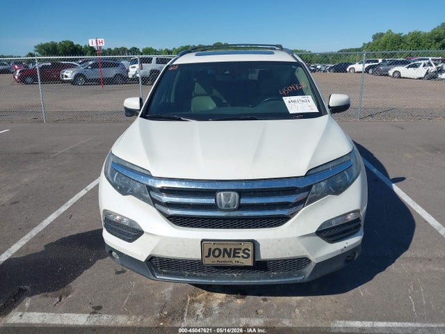 45047621 :رقم المزاد ، 5FNYF5H90HB037919 vin ، 2017 Honda Pilot Touring مزاد بيع