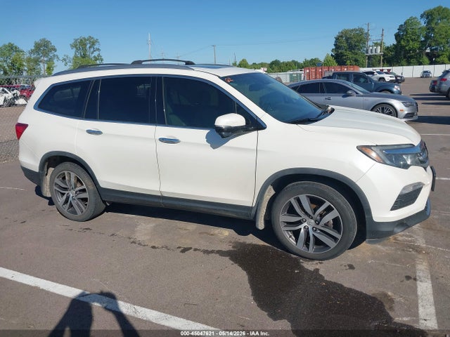 45047621 :رقم المزاد ، 5FNYF5H90HB037919 vin ، 2017 Honda Pilot Touring مزاد بيع
