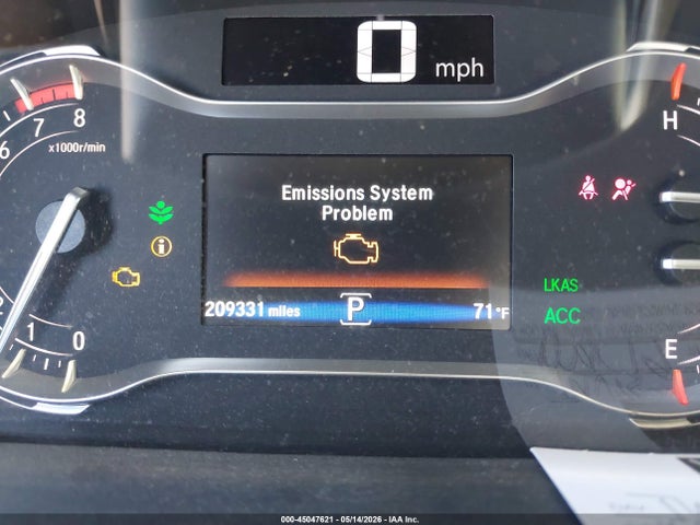 45047621 :رقم المزاد ، 5FNYF5H90HB037919 vin ، 2017 Honda Pilot Touring مزاد بيع